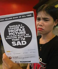 Should I Change My Profile Picture To Plain Black So Everyone Will Know That I Am Sad